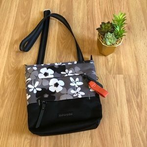 SHERPANI SADIE Aloha Womens Black Floral Medium Crossbody Bag